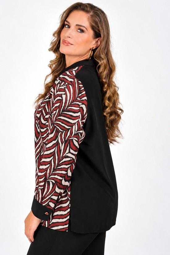 DINA ΣΑΤΙΝΕ ΜΠΛΟΥΖΑ ΜΕ ANIMAL PRINT ΚΑΙ ΔΙΑΚΟΣΜΗΤΙΚΑ ΚΟΥΜΠΙΑ